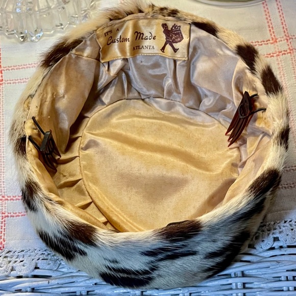 🎶SOLD**Leopard print pillbox hat🎶 Vintage. 🎀 - Picture 9 of 15